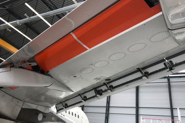Auch an den Landeklappen sehen die Wissenschaftler Verbesserungsmöglichkeiten und haben zusätzliche Flächen zu Testzwecken eingebaut (orange).