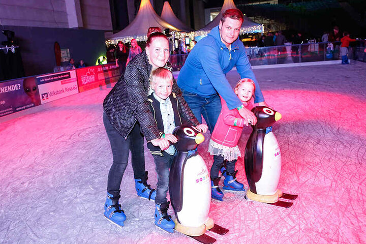 Ganz schön cool: In der SACHSENarena kann man zum Tag der Sachsen Schlittschuh fahren.