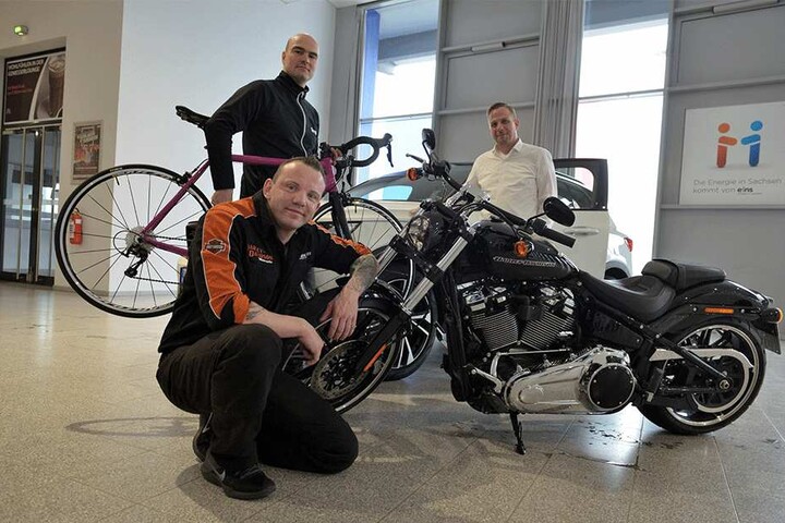 Messe-Dreifalt: Christian Parsche (38, v.l.n.r.) von "Spoorth", René Hentschel (36) von Harley-Davidson und Mario Frank (45) vom Volvo-Autohaus Liebhaber.