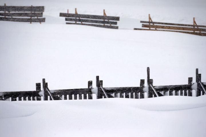 Rund 150 Zentimeter Neuschnee fielen in den letzten Tagen in der Region. (Symbolbild)