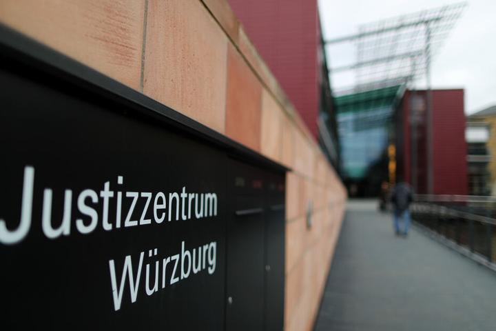 Verhandelt wird vor dem Landgericht in Würzburg (Symbolbild).