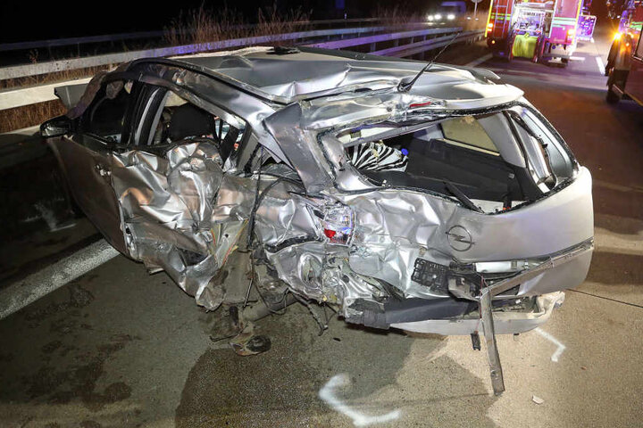 In diesem Opel Astra musste ein Ehepaar sterben.