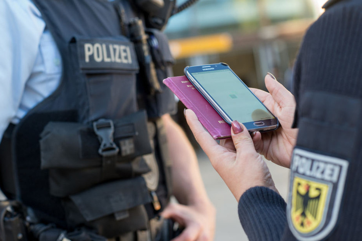 Das neue Instrument der Öffentlichkeitsfahndung ermöglicht es der Bevölkerung, aktiv bei der polizeilichen Aufklärungsarbeit mitzuwirken.