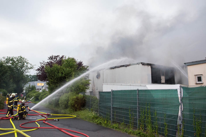 Die Lagerhalle wurde durch den Brand komplett zerstört.