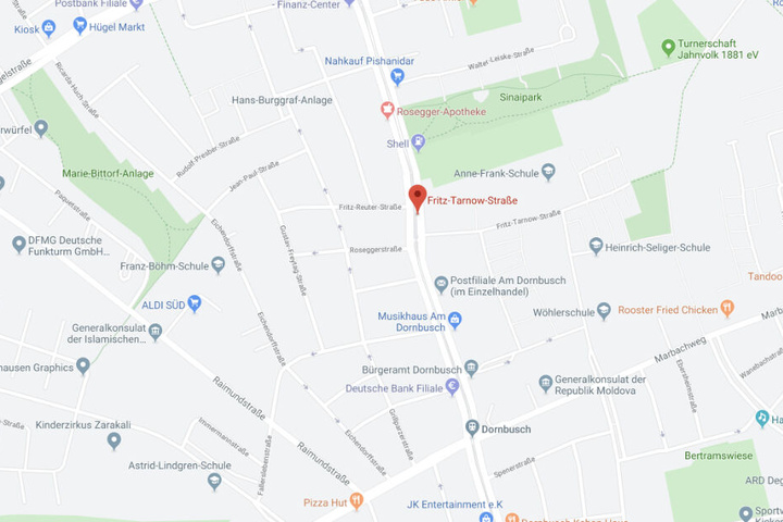 Der Vorfall ereignete sich an der Haltestelle "Fritz-Tarnow-Straße".