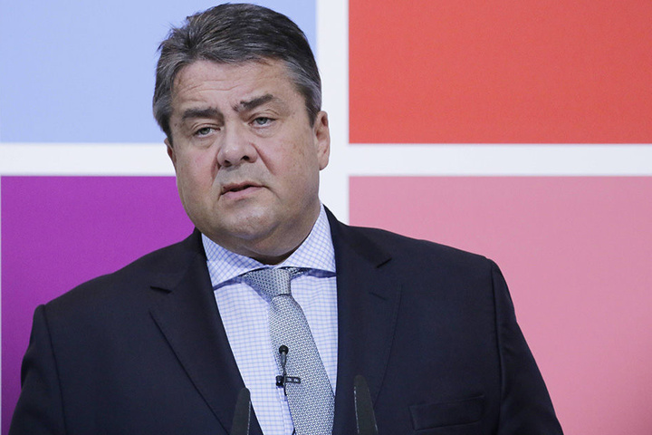 Kurz bevor der Menschenrechtler verschwand, traf er sich mit Bundeswirtschaftsminister Sigmar Gabriel (SPD.