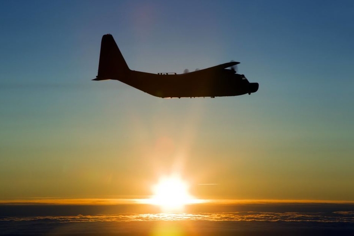 Auch ein Tankflugzeug war involviert. (Symbolbild