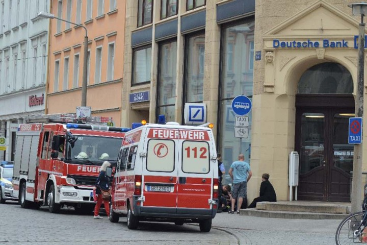Feuerwehr und Polizei waren mit einem Großaufgebot vor Ort.