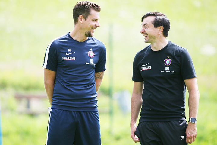 Sind zu Saisonbeginn richtig gut drauf: Cheftrainer Daniel Meyer (r.) und Fitnesscoach Marc Lorius.