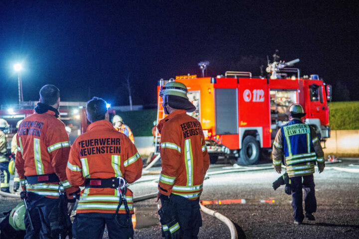 Mehr als 100 Mann waren im Einsatz.
