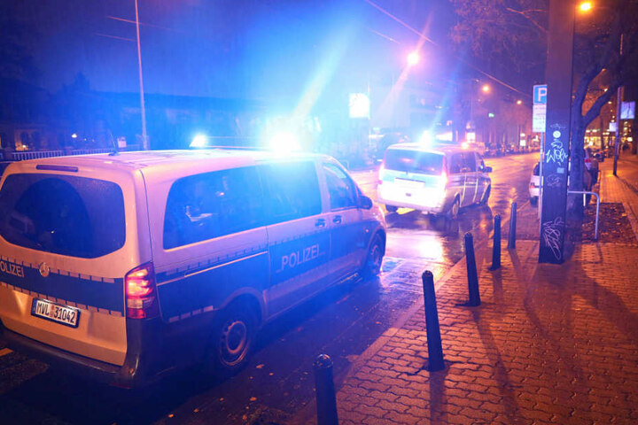 Die Kollegen der Polizeibeamten nahmen den Unfall auf.