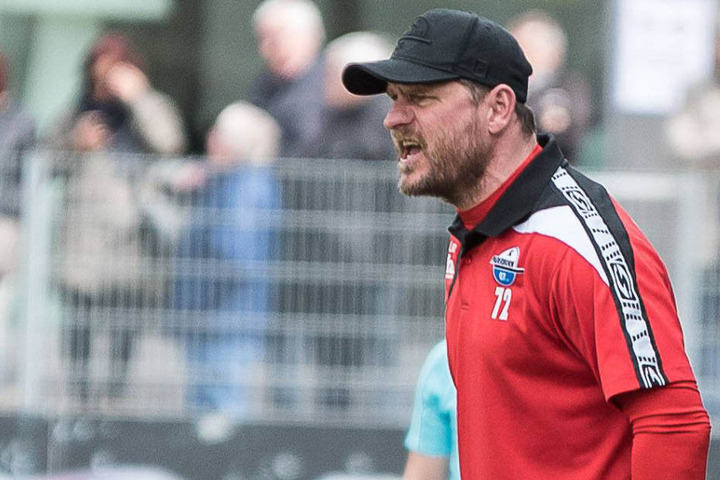 SCP-Trainer Steffen Baumgart war nach dem Spiel nicht ganz zufrieden.
