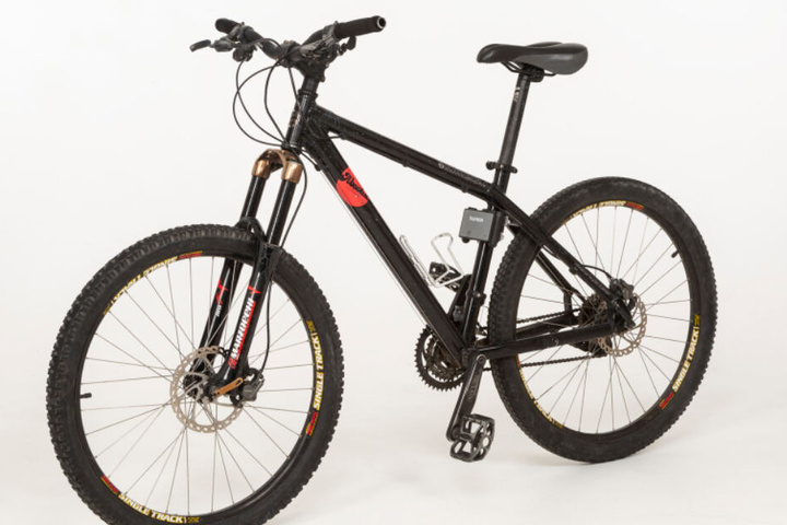 Das Foto zeigt Fahrrad des Beschuldigten, mit dem er geflüchtet sein soll.