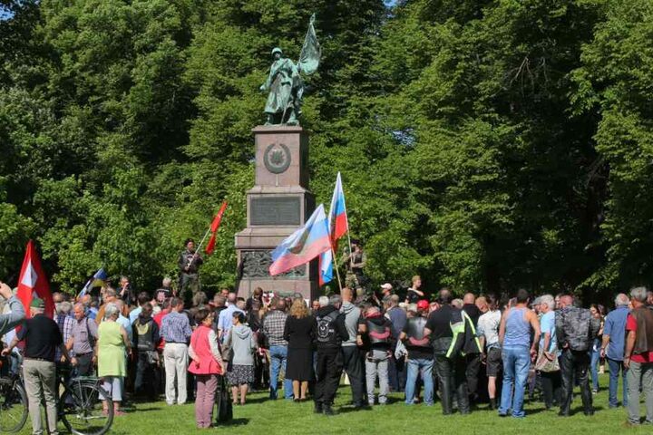 Das Sowjetische Ehrenmal am Dresdner Olbrichtplatz.