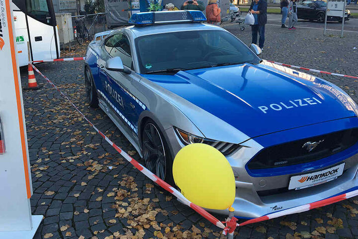 455 PS und satte 268 km/h Höchstgeschwindigkeit bringt das Auto auf den Tacho.
