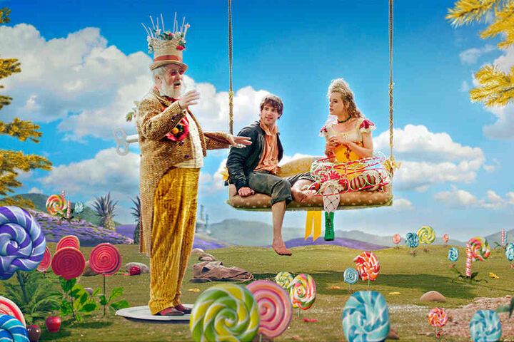 Herr Debreziner (Friedrich Liechtenstein), Paul (Björn Ingmar Böske) und Pralina (Klara Deutschmann).