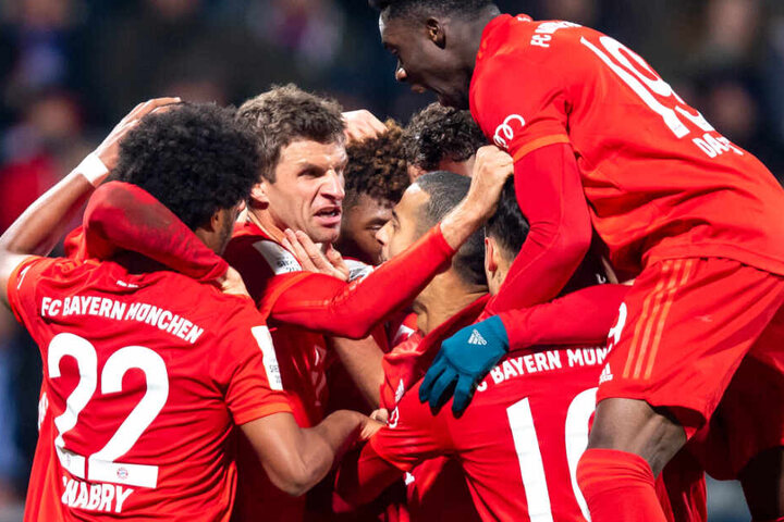 Der FC Bayern München konnte sich denkbar knapp gegen den VfL Bochum durchsetzen.