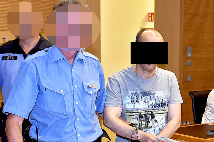 Hassan Z. (53) konnte im Landgericht nicht erklären, warum er letztlich seinen Kumpel Tahar B. (54) erstach.
