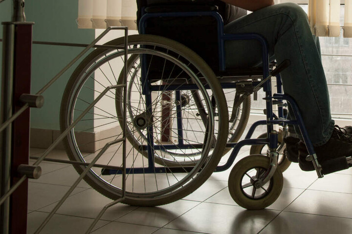 Der Mann musste im Krankenhaus stationär behandelt werden. (Symbolbild)