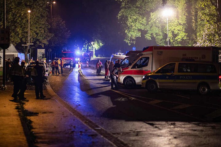 Dunkelheit und Regen erschwerten den Einsatz.