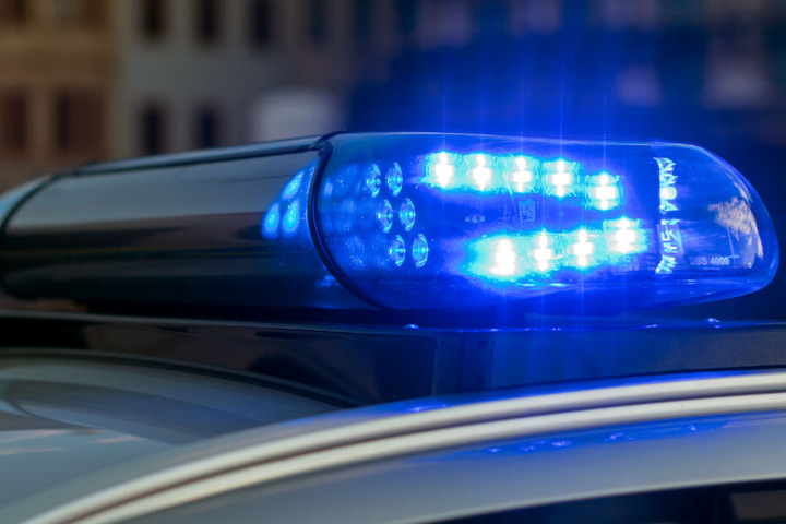 Die Polizei ermittelt in einem Todesfall. (Symbolfoto)