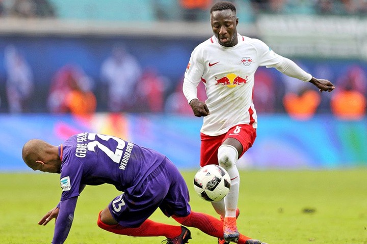 Keita (re.) schoss zwei Tore und sorgte so für den fünften Saison-Sieg der Leipziger.