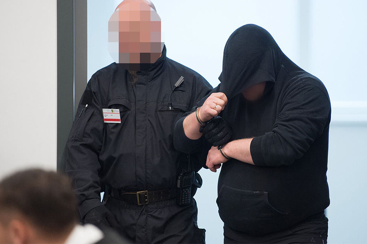 Auf den Tag genau ein Jahr nach Beginn des Terror-Prozesses gegen die Mitglieder der "Gruppe Freital" wurde das Urteil gesprochen.