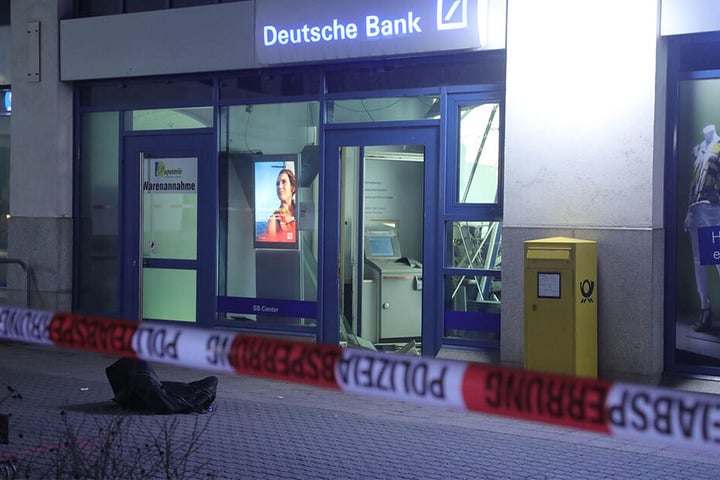 Die Täter konnten vom Tatort flüchten.