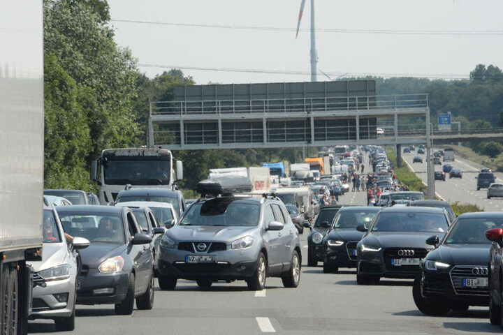 Zwei Stunden war die Autobahn Richtung Dortmund komplett gesperrt.