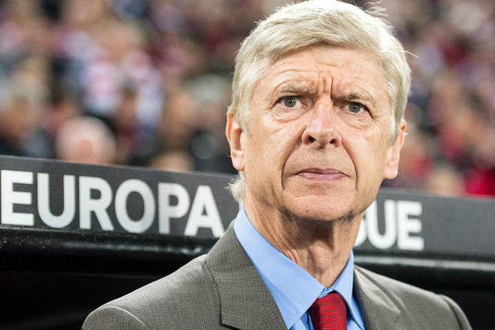 Arsène Wenger soll offenbar der Favorit auf den Trainerstuhl von Niko Kovac sein. (Archivbild)