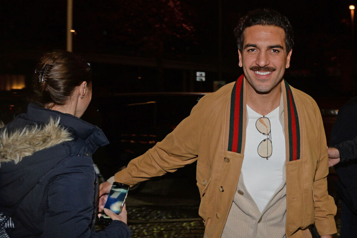 Auch Elyas M'Barek sorgte für eine Überraschung am Kino Dammtor.