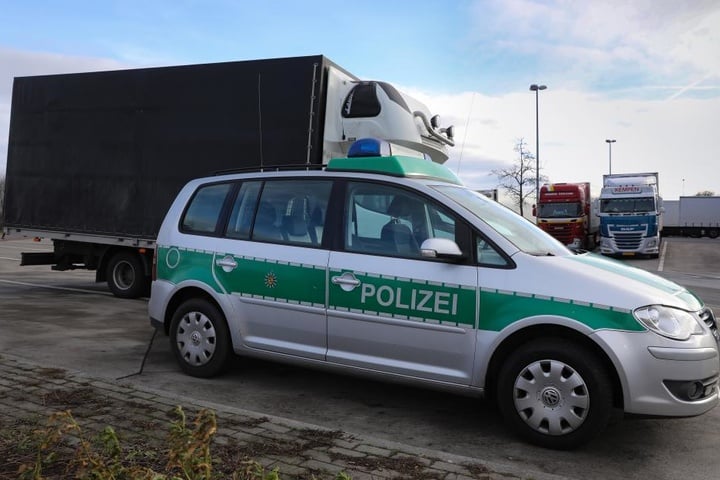 Im Wert von 21.000 Euro machten die Diebe Beute.
