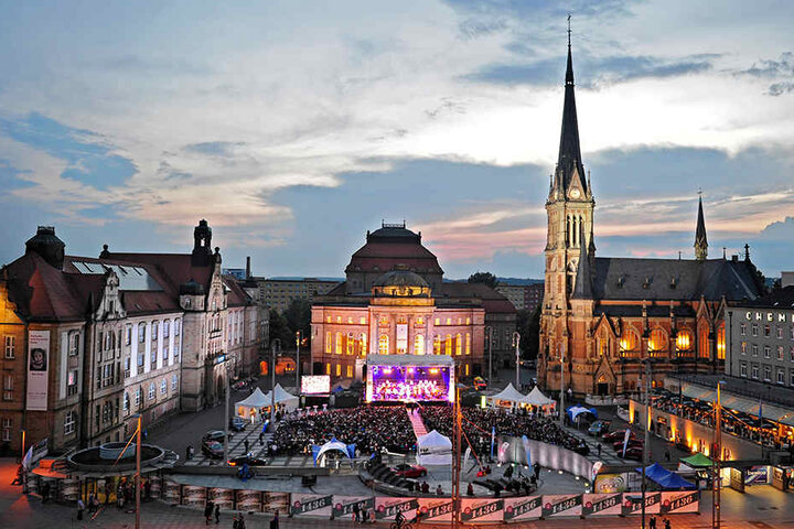 Die Filmnächte finden wieder auf dem Theaterplatz statt.
