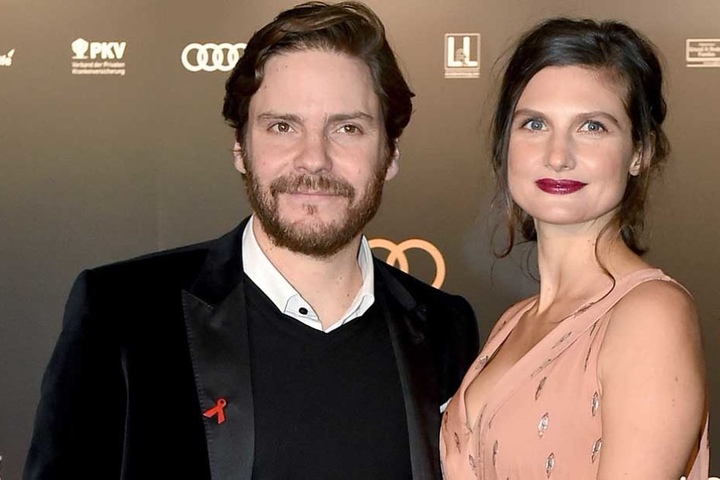 Daniel Brühl und Felicitas Rombold bei der 24. Operngala