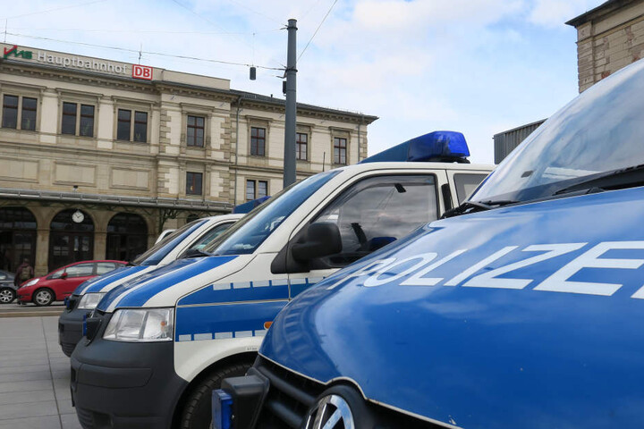Die Bundespolizei hat Teile des Chemnitzer Hauptbahnhofs gesperrt.