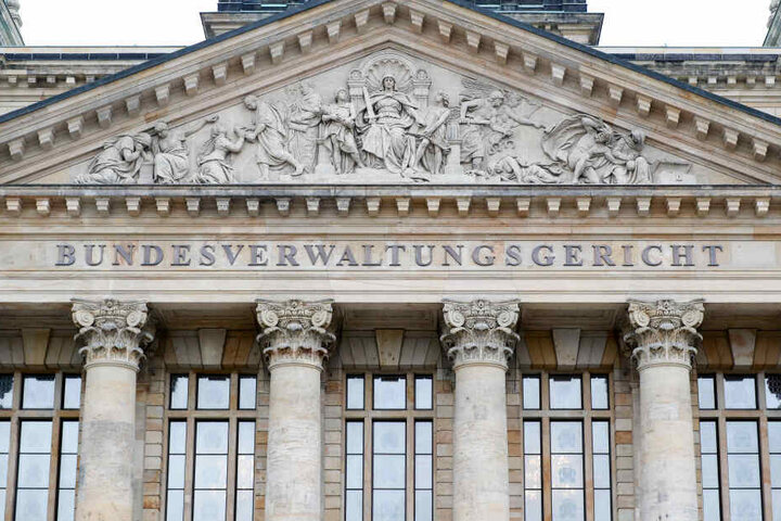Die Richter in Luxemburg sollen entscheiden, ob die deutschen Regelungen zur Vorratsdatenspeicherung mit den europäischen Grundrechten vereinbar sind.