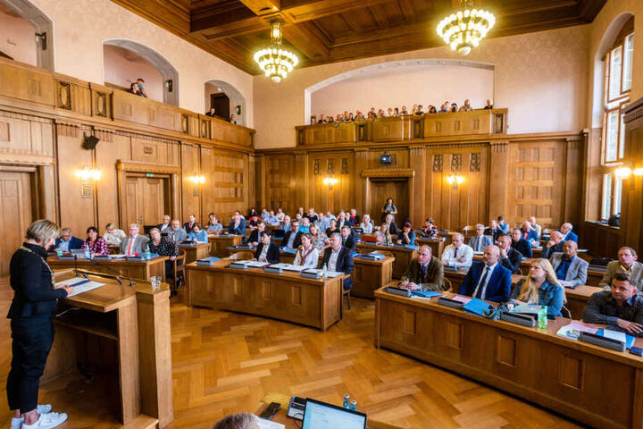 Am Mittwoch trat der neu gewählte Chemnitzer Stadtrat zu seiner ersten Sitzung zusammen.