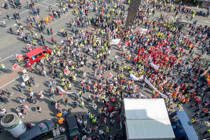 So sah es am Mittag auf dem Bielefelder Jahnplatz aus.