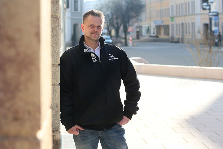 Kreiselternrat Sascha Reichenbach (39) findet es bedenklich, die Verantwortung einfach so auf die Schulleiter abzuwälzen.