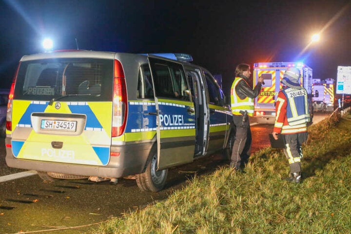 Polizei und Feuerwehr hatten bei dem Einsatz viel zu tun.