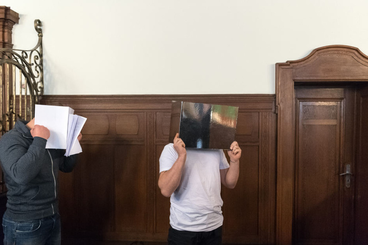 Die Angeklagten Pawel A. (31, r.) und Adam K. (24) wurden nun verurteilt.