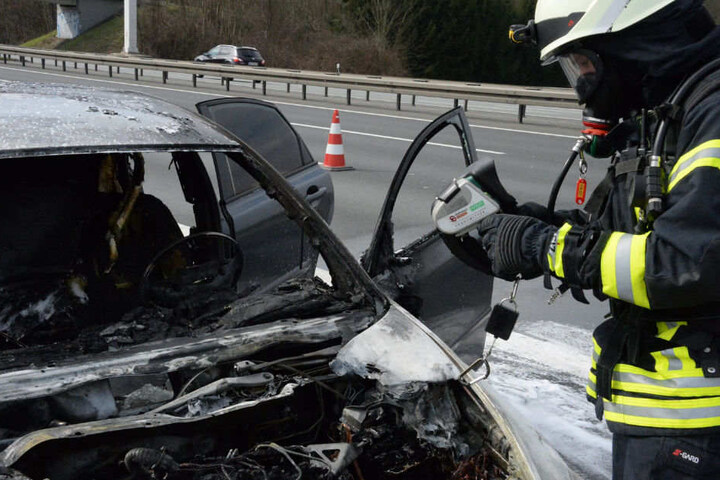 Der Volvo hatte nach dem Feuer nur noch Schrottwert.