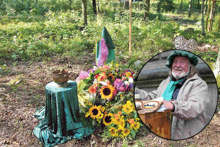 Das Grab der Dresdner Drehorgel-Legende im Coswiger
Friedewald.