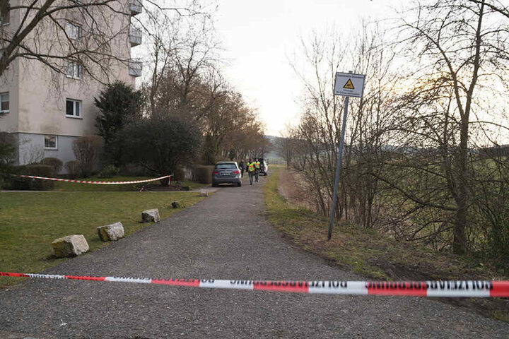 Nahe einem Feld bei Böblingen wurde eine Bombe entdeckt.