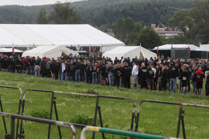 So sah es im letzten Jahr in Themar aus, als ein Rechtsrock-Konzert durchgeführt wurde.