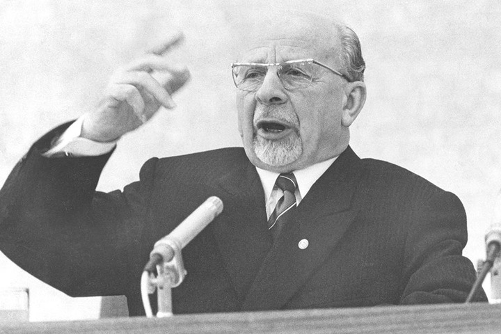 Walter Ulbricht (1893-1973) war von 1949 bis 1971 der mächtigste Mann der DDR.