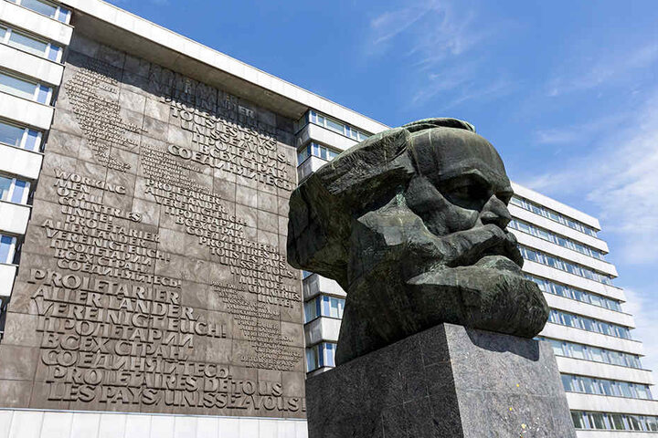 Auch die Stadt Chemnitz mit ihrem berühmten Karl-Marx-Monument im Zentrum bewirbt sich als Kulturhauptstadt 2025.
