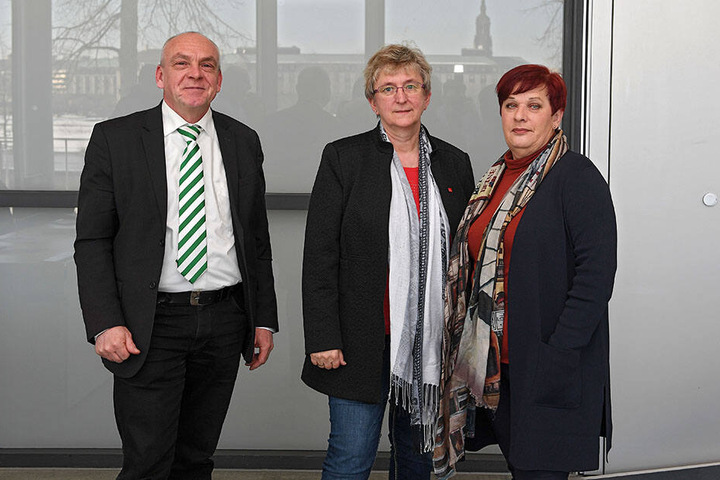 Sie rufen zum Warnstreik auf: SLV-Chef Jens Weichelt (55), Manuela Schmidt (57) von verdi und GEW-Chefin Uschi Kruse (61).