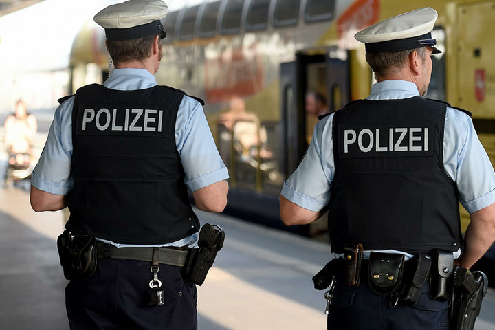 Am Bahnhof in Bad Lausick wurde das Trio festgenommen. (Symbolbild)