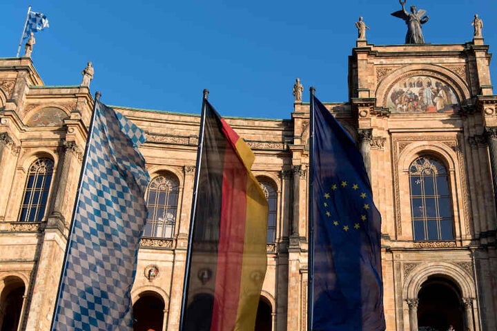 Im Vorfeld der Wahl haben sieben Parteien Hoffnungen auf einen Einzug in den Landtag. (Archivbild)